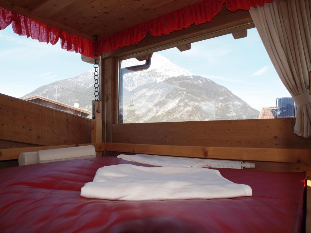 Kinderbauernhof Leneler Arzl im Pitztal Ngoại thất bức ảnh