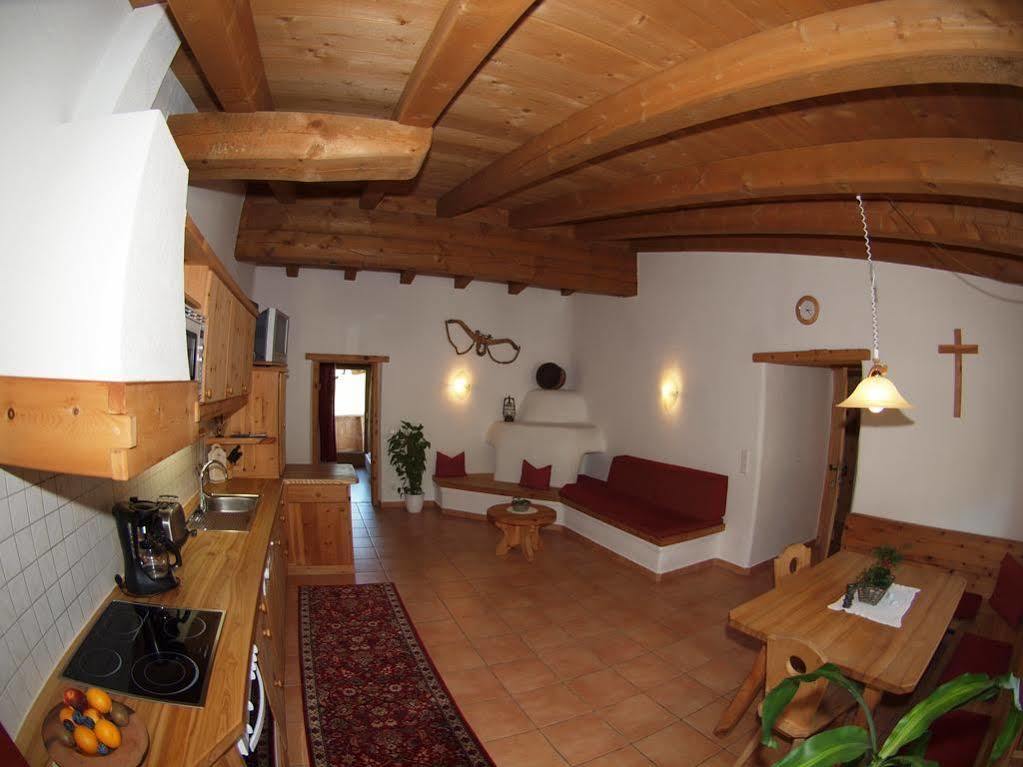 Kinderbauernhof Leneler Arzl im Pitztal Ngoại thất bức ảnh